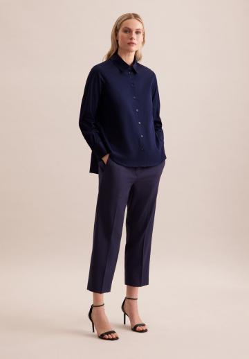 Атласная блузка