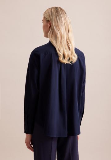 Атласная блузка