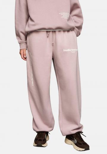 Спортивные штаны