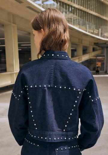 Джинсовая куртка