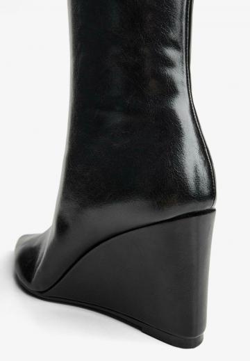 Сапоги на платформе