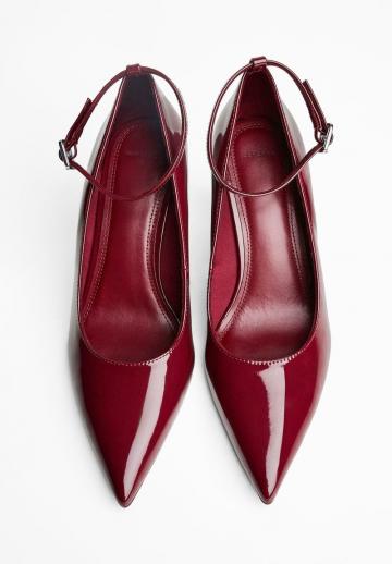 Туфли на танкетке