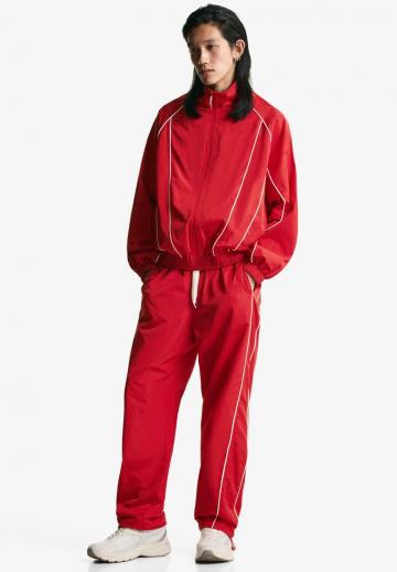 Спортивные штаны