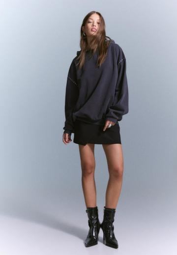 Пуловер с капюшоном