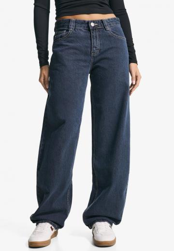 Свободные джинсы