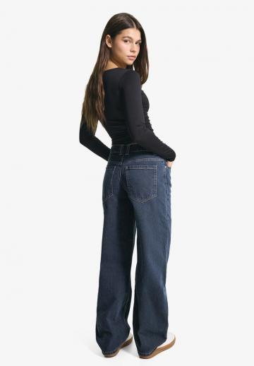Свободные джинсы