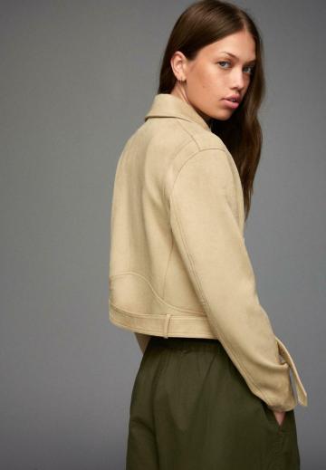 Короткий блейзер