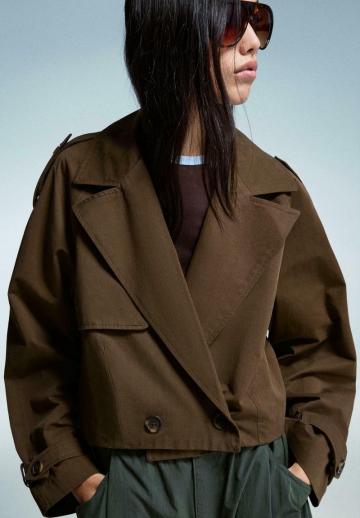 Блейзер с накладными карманами