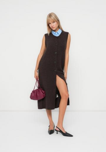 Вязаное платье