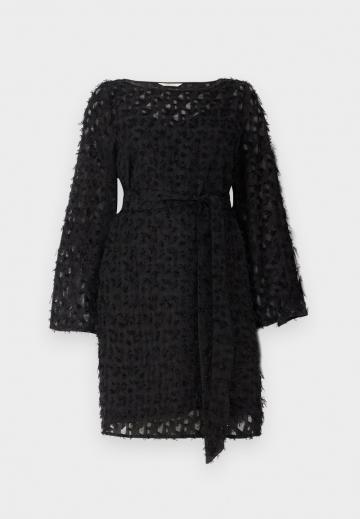 Коктейльное платье