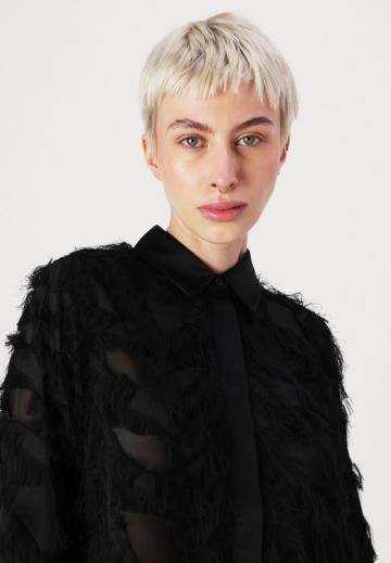 Атласная блузка