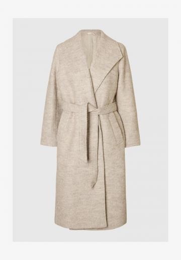 Шерстяное пальто