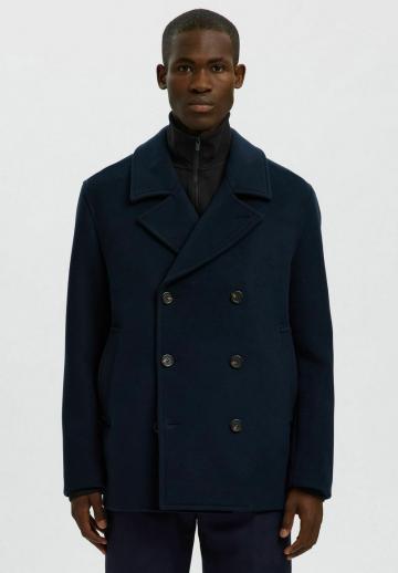 Короткое пальто