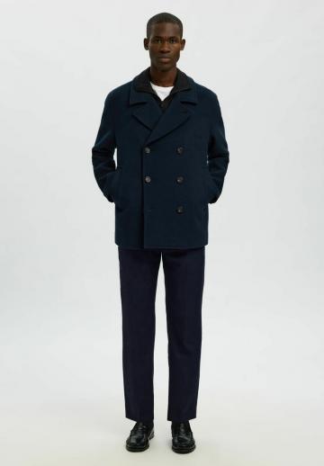 Короткое пальто