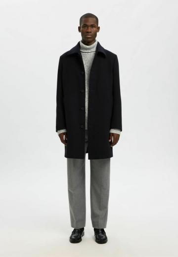 Шерстяное пальто