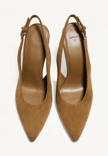 Туфли на высоком каблуке