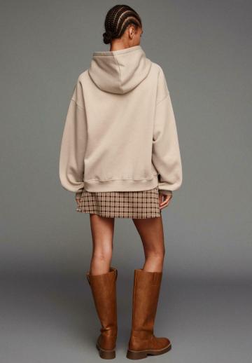 Пуловер с капюшоном