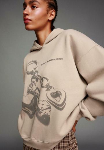 Пуловер с капюшоном