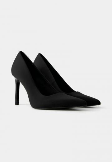 Туфли на высоком каблуке