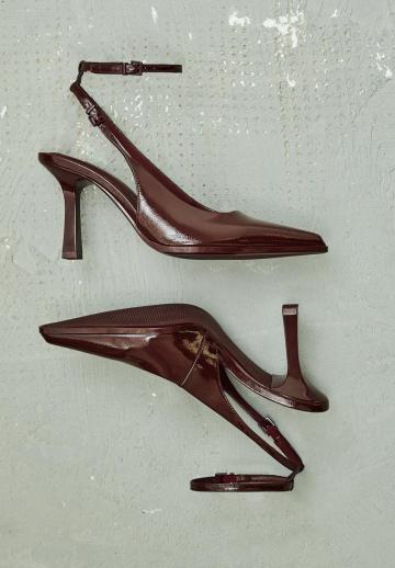 Туфли на высоком каблуке