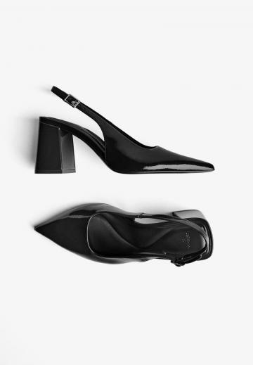 Туфли на высоком каблуке