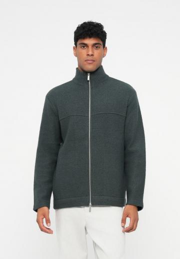 Вязаная кофта