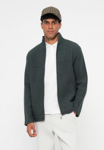 Вязаная кофта