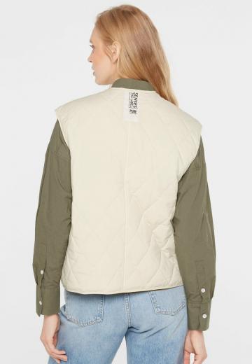 Стеганый жилет