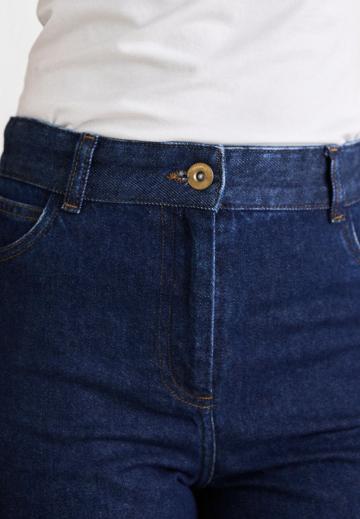 Клешеные брюки