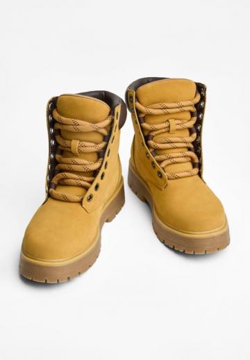 Ботинки на шнуровке