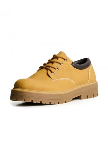 Ботинки на шнуровке