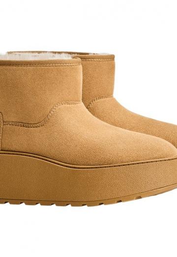 Сапожки на танкетке