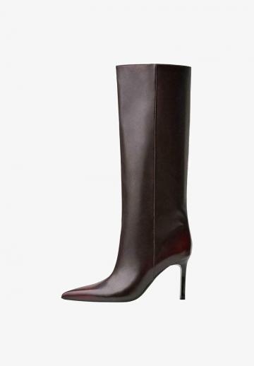 Высокие сапоги