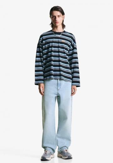 Свободные джинсы