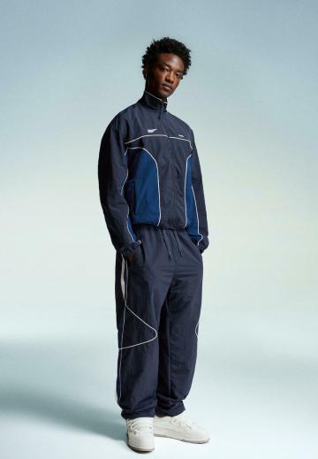 Спортивные штаны