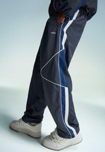 Спортивные штаны