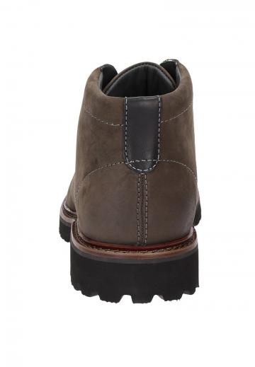 Ботинки на шнуровке