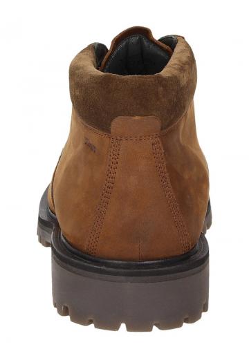 Ботинки на шнуровке