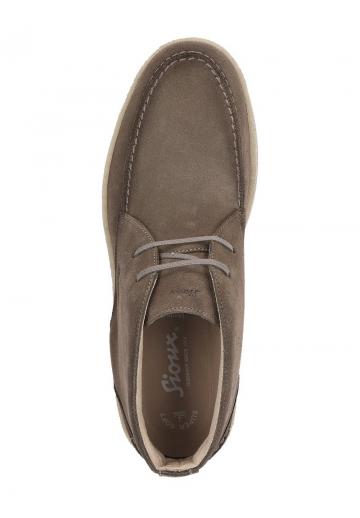 Ботинки на шнуровке