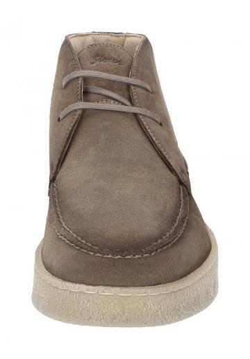 Ботинки на шнуровке