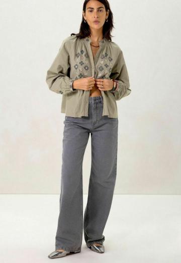 Свободные джинсы