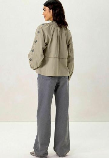 Свободные джинсы