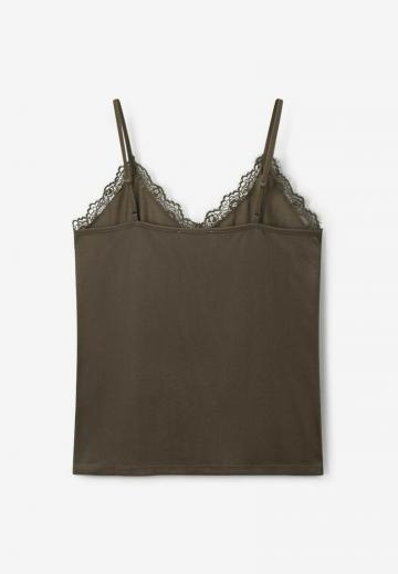 Топ на бретельках