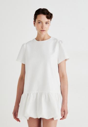 Короткое платье