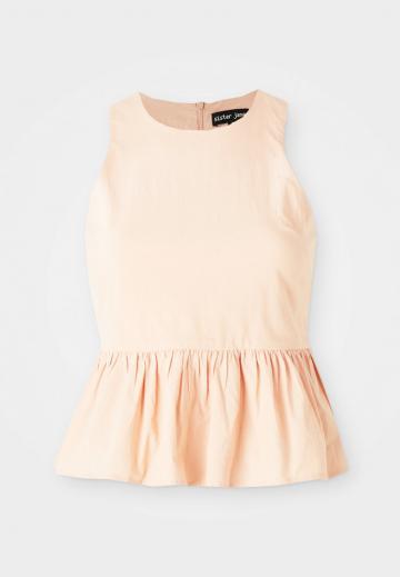 Блузка без рукавов