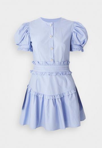 Короткое платье