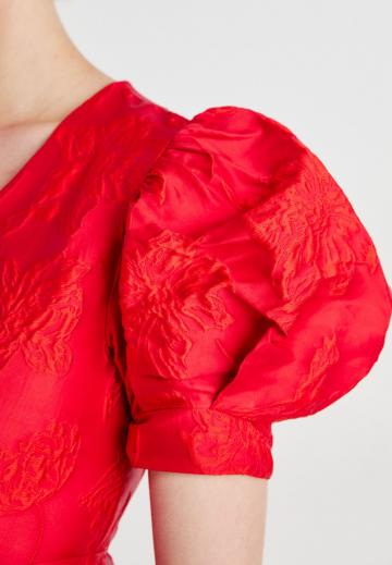 Короткое платье