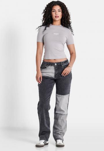 Прямые джинсы