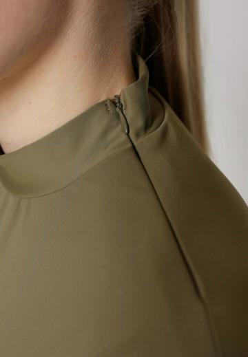 Слитный купальник