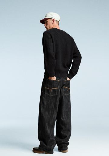 Свободные джинсы